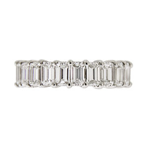 Ways in Which Eternity Rings Differ from Anniversary Rings
